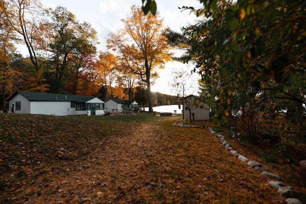 Big Blue Lake Cottages, Llc - Cottage #5 Holton エクステリア 写真