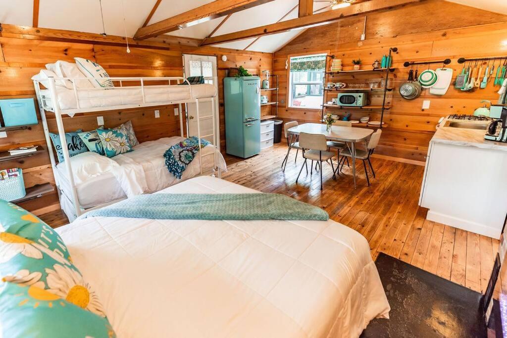 Big Blue Lake Cottages, Llc - Cottage #5 Holton エクステリア 写真