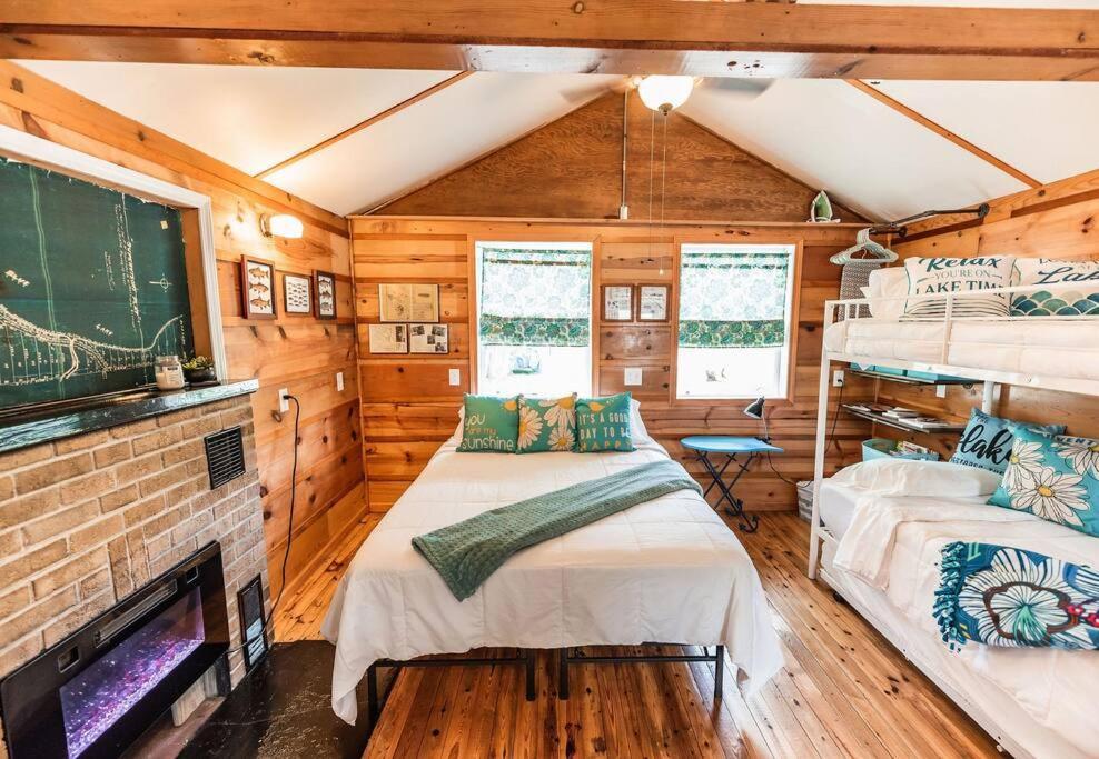 Big Blue Lake Cottages, Llc - Cottage #5 Holton エクステリア 写真